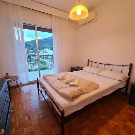 Sofias Seaview Апартаменты *