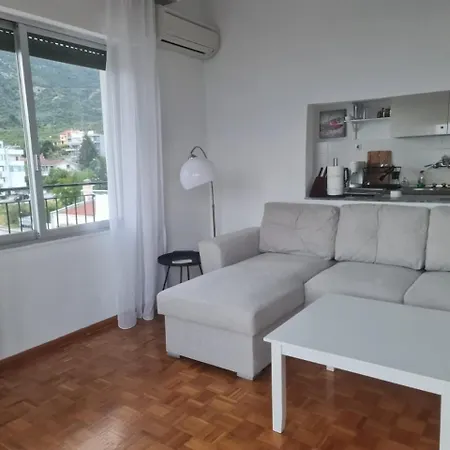 Sofias Seaview Апартаменты *