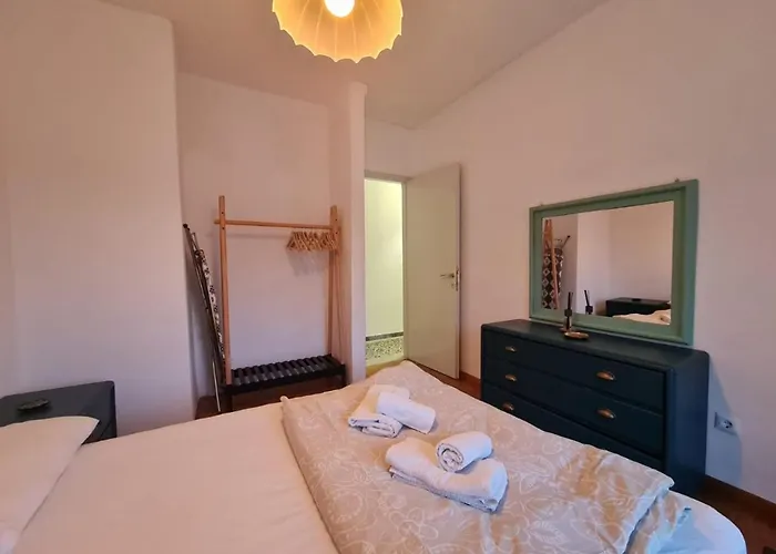 Apartment Sofias Seaview PalaiónTsiflíkion