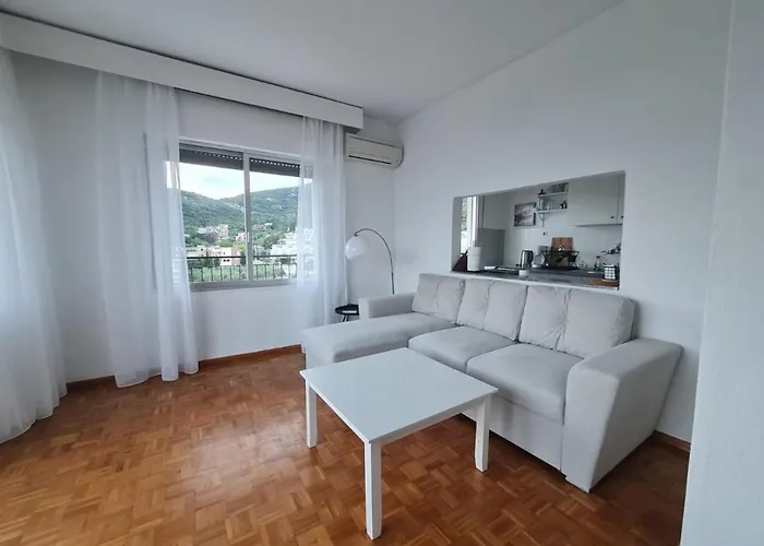 Sofias Seaview PalaiónTsiflíkion