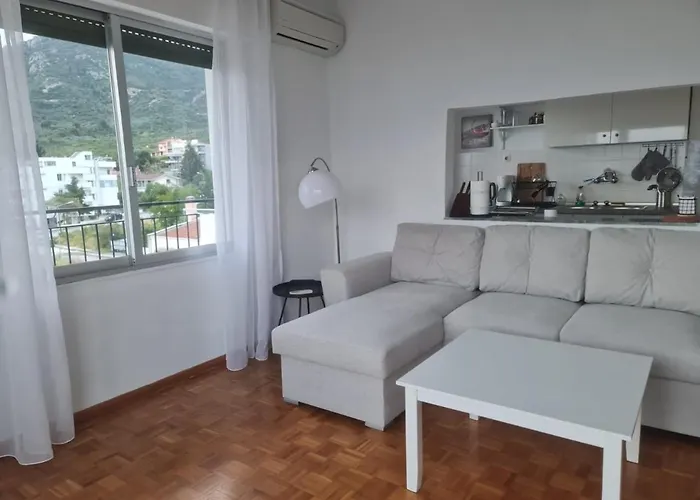 Sofias Seaview Apartamento *